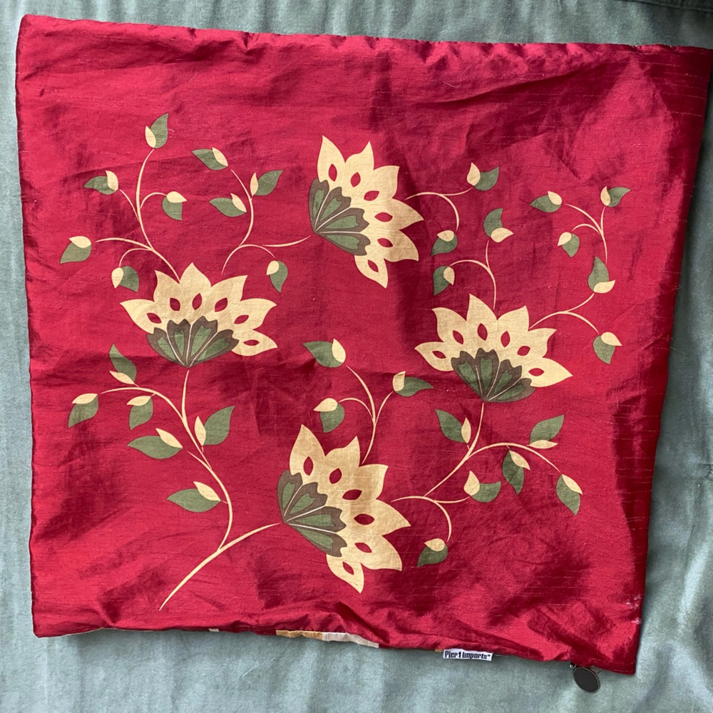 Pier 1 throw pillow case flowers and strips